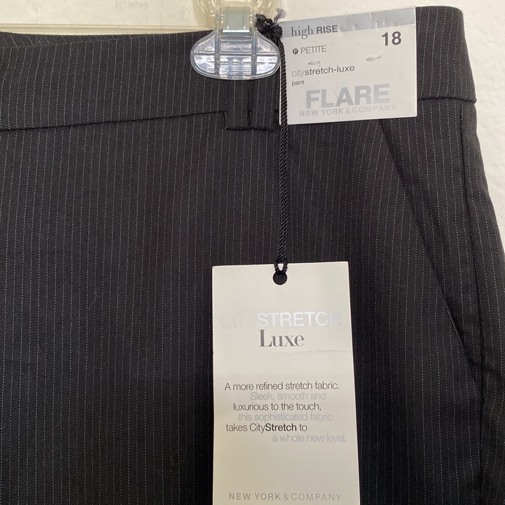 18 P pinstripe pants flare NWT NY&Co - Picture 3 of 6